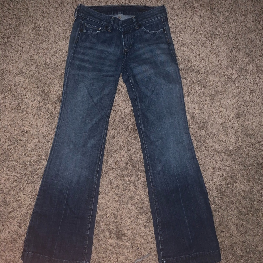 Citizens of humanity women’s flare jeans.